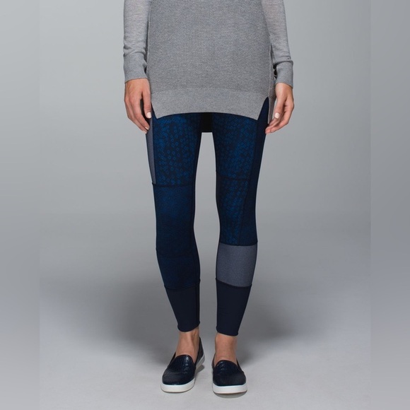 lululemon athletica unique denim like blue leggings size 6 - Picture 11 of 11